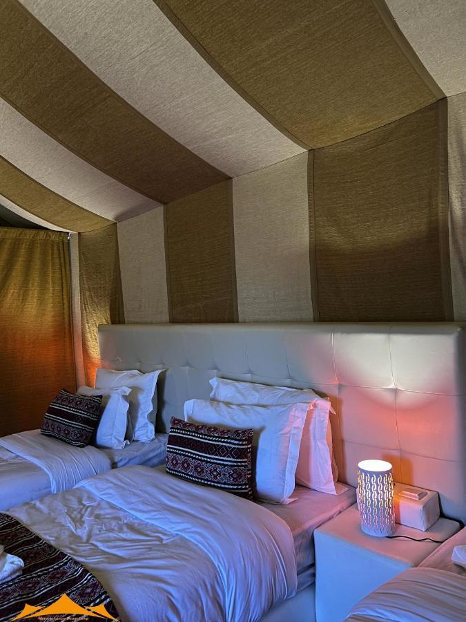Fox Luxury Desert Camp Merzouga Bagian luar foto