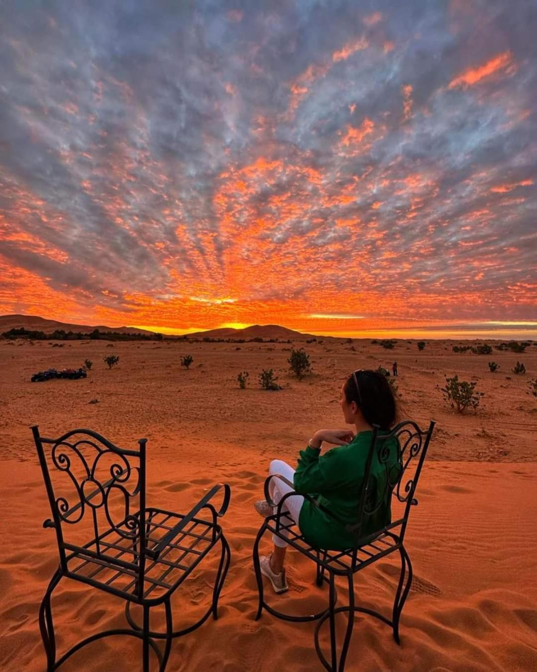 Fox Luxury Desert Camp Merzouga Bagian luar foto