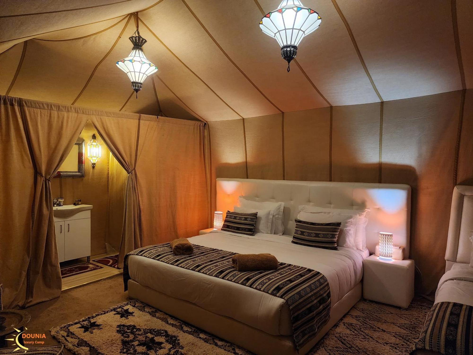 Fox Luxury Desert Camp Merzouga Bagian luar foto