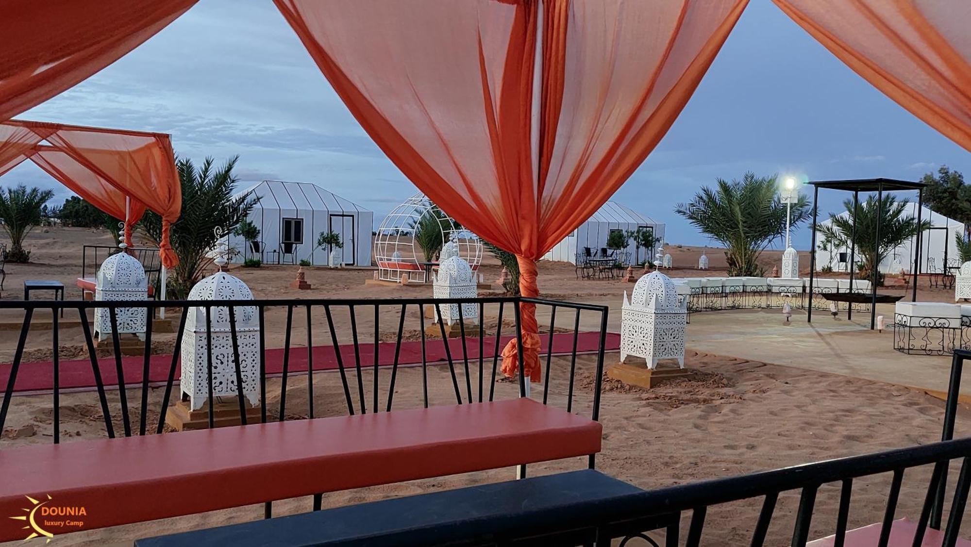 Fox Luxury Desert Camp Merzouga Bagian luar foto