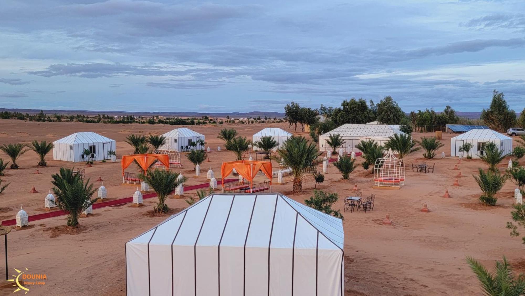 Fox Luxury Desert Camp Merzouga Bagian luar foto