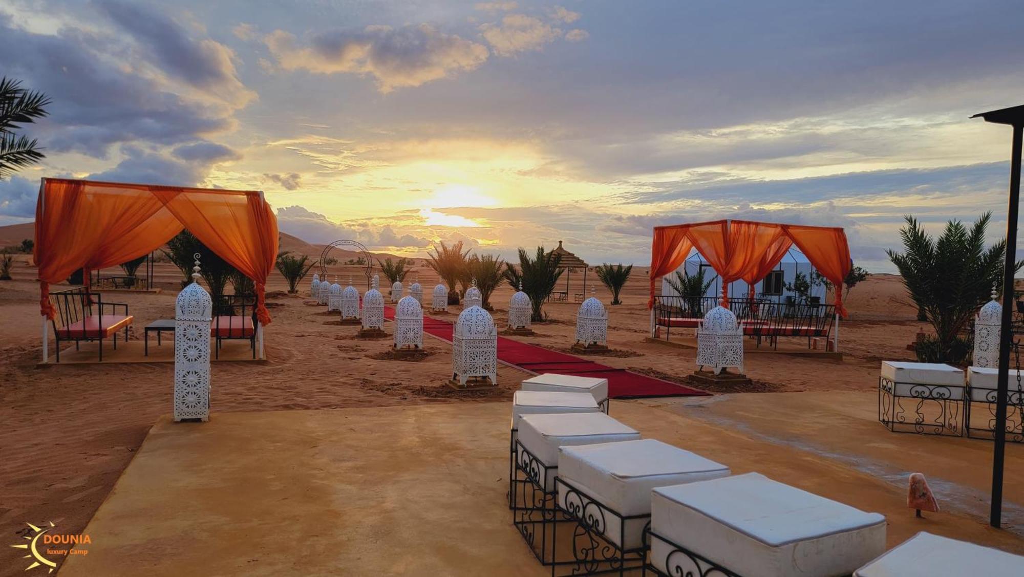 Fox Luxury Desert Camp Merzouga Bagian luar foto