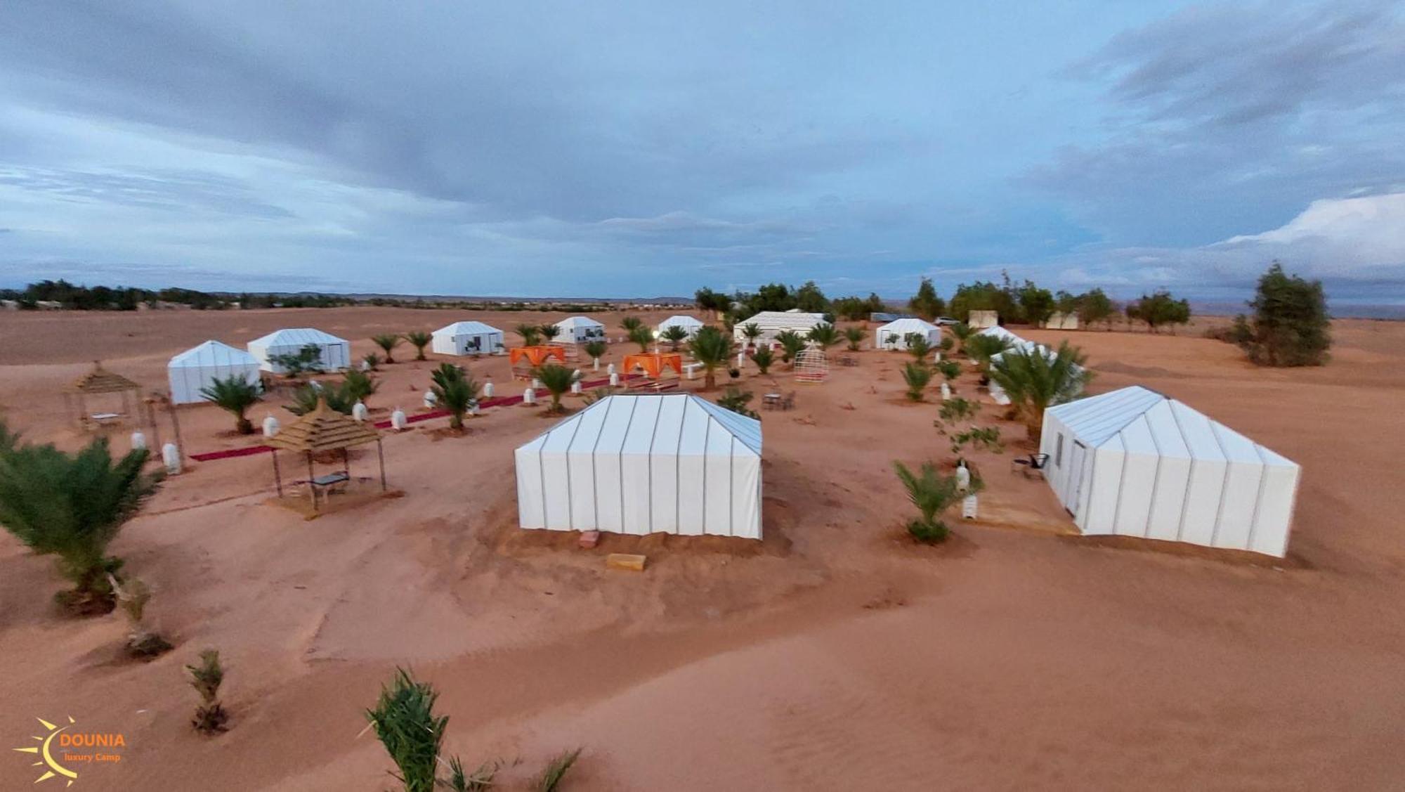 Fox Luxury Desert Camp Merzouga Bagian luar foto