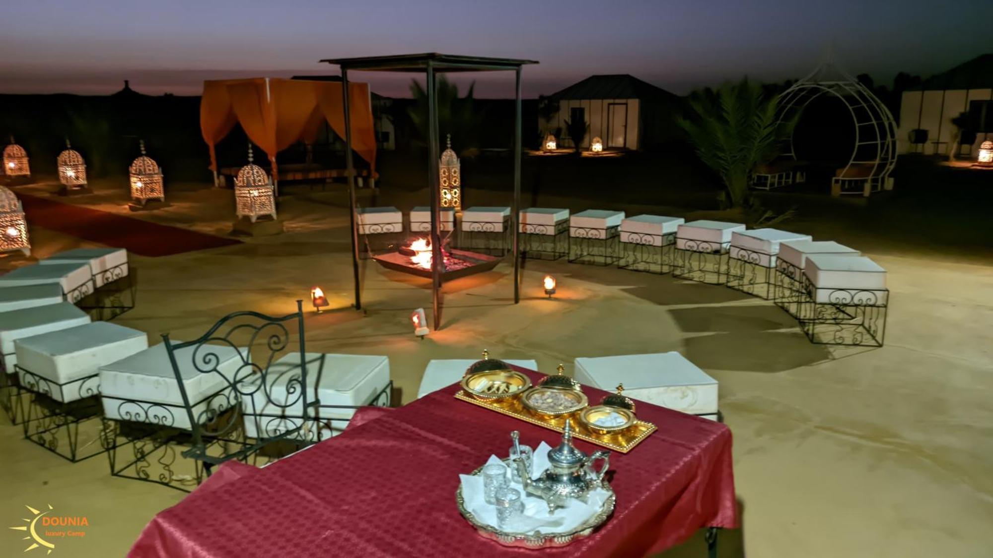 Fox Luxury Desert Camp Merzouga Bagian luar foto